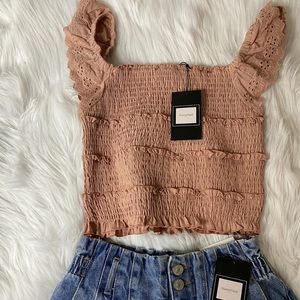 On Sale 🔴 Ruffle trim shoulder-square Top